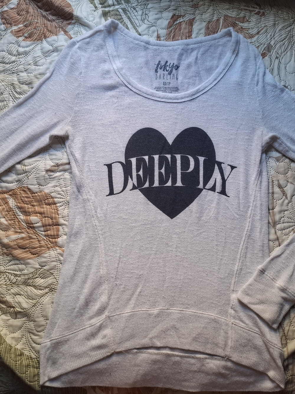 Tokyo Darling White Scoop Neck 'DEEPly' Heart Graphic Long Sleeve